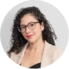 Leily, experte en intégration des commerçants